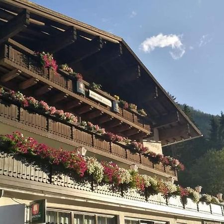 Gasthof Pension Kohlplatzl Hopfgarten in Defereggen ภายนอก รูปภาพ