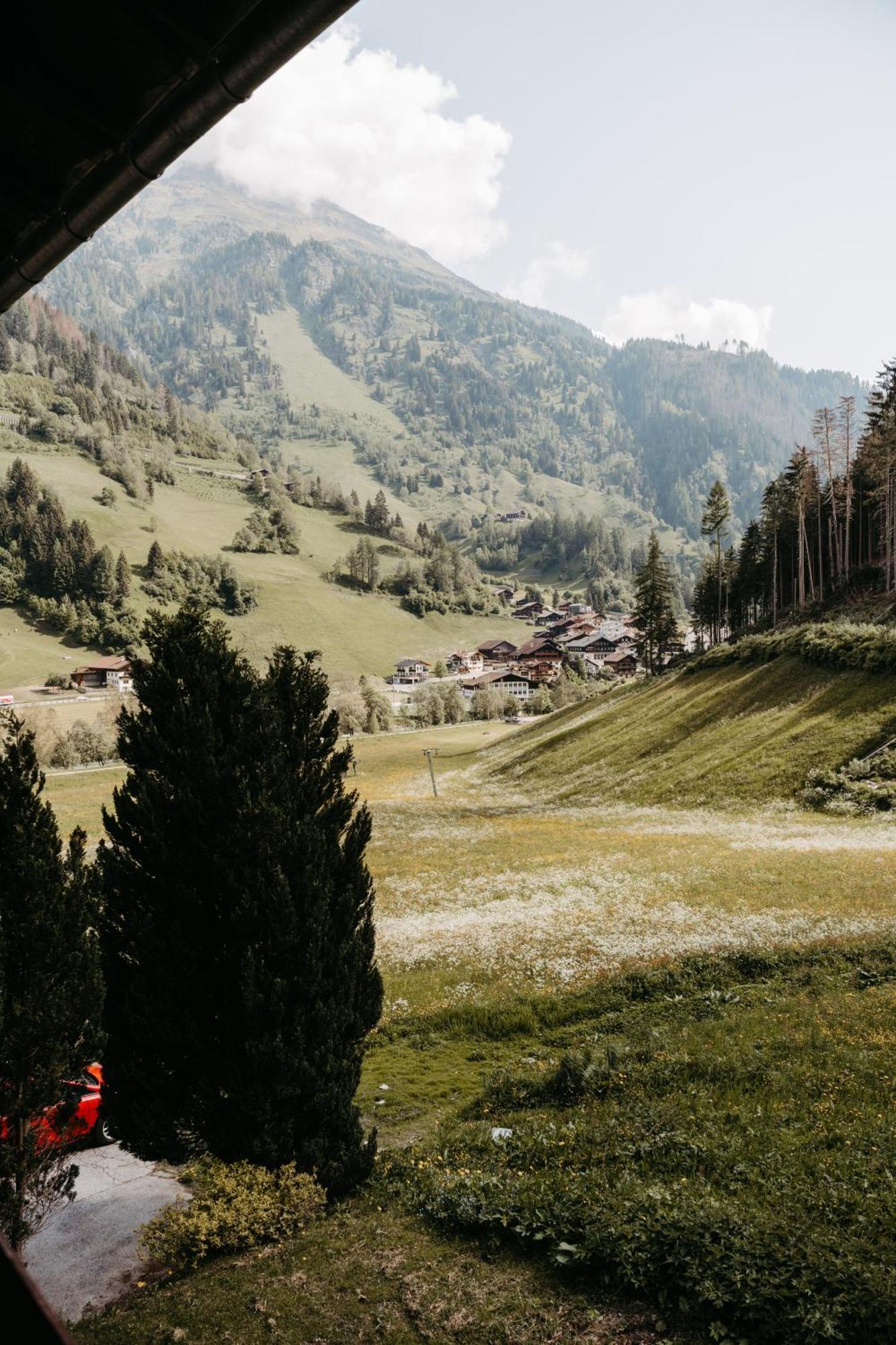 Gasthof Pension Kohlplatzl Hopfgarten in Defereggen ภายนอก รูปภาพ