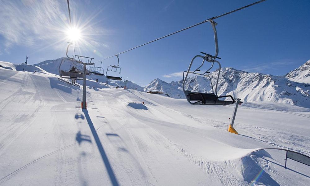 Gasthof Pension Kohlplatzl Hopfgarten in Defereggen ภายนอก รูปภาพ